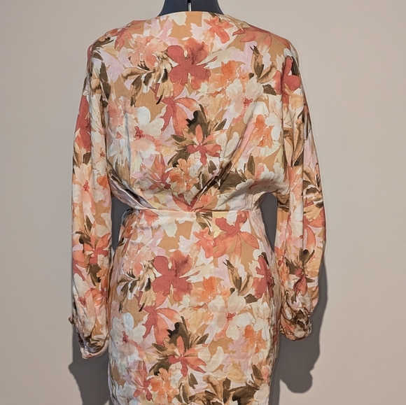 Significant Other Kenna balloon-sleeve dress wrap mini floral size US 6 - Picture 3 of 5